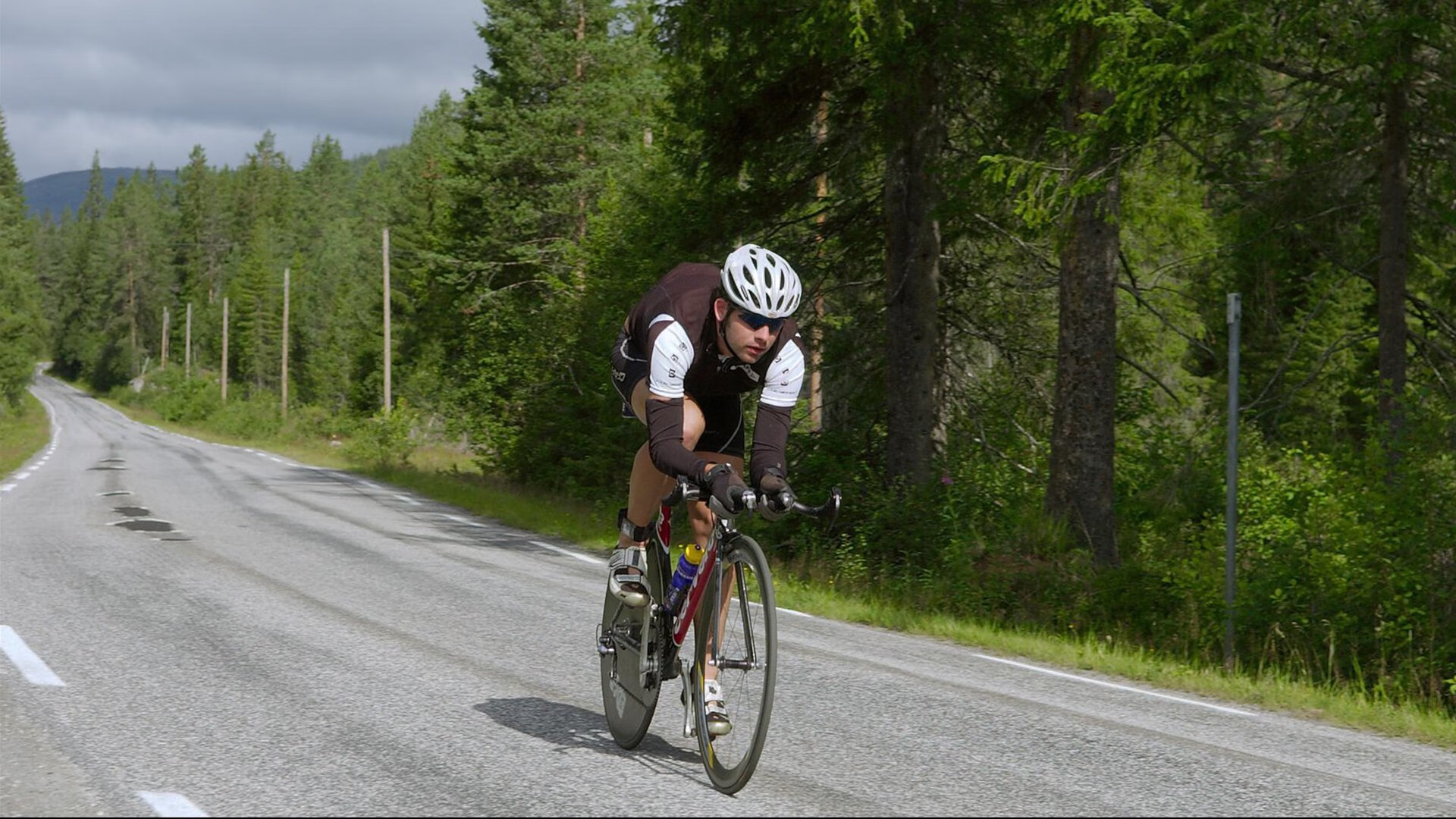 北欧冰刃破高原神话，布鲁诺·费尔南德斯如何让玻利维亚防线彻底无解