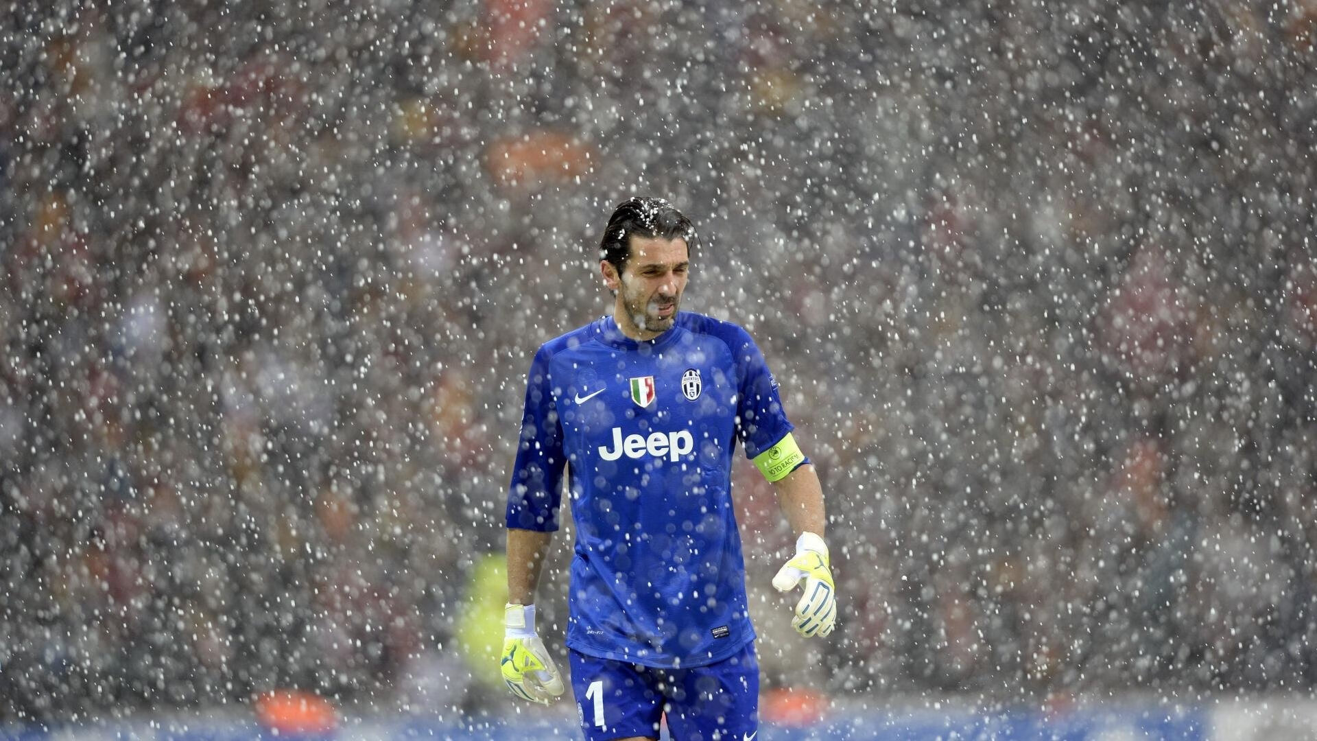 奥纳纳神扑定乾坤，爱尔兰小将力克国际米兰的传奇之夜